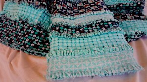 rag-quilt-teal-dogs